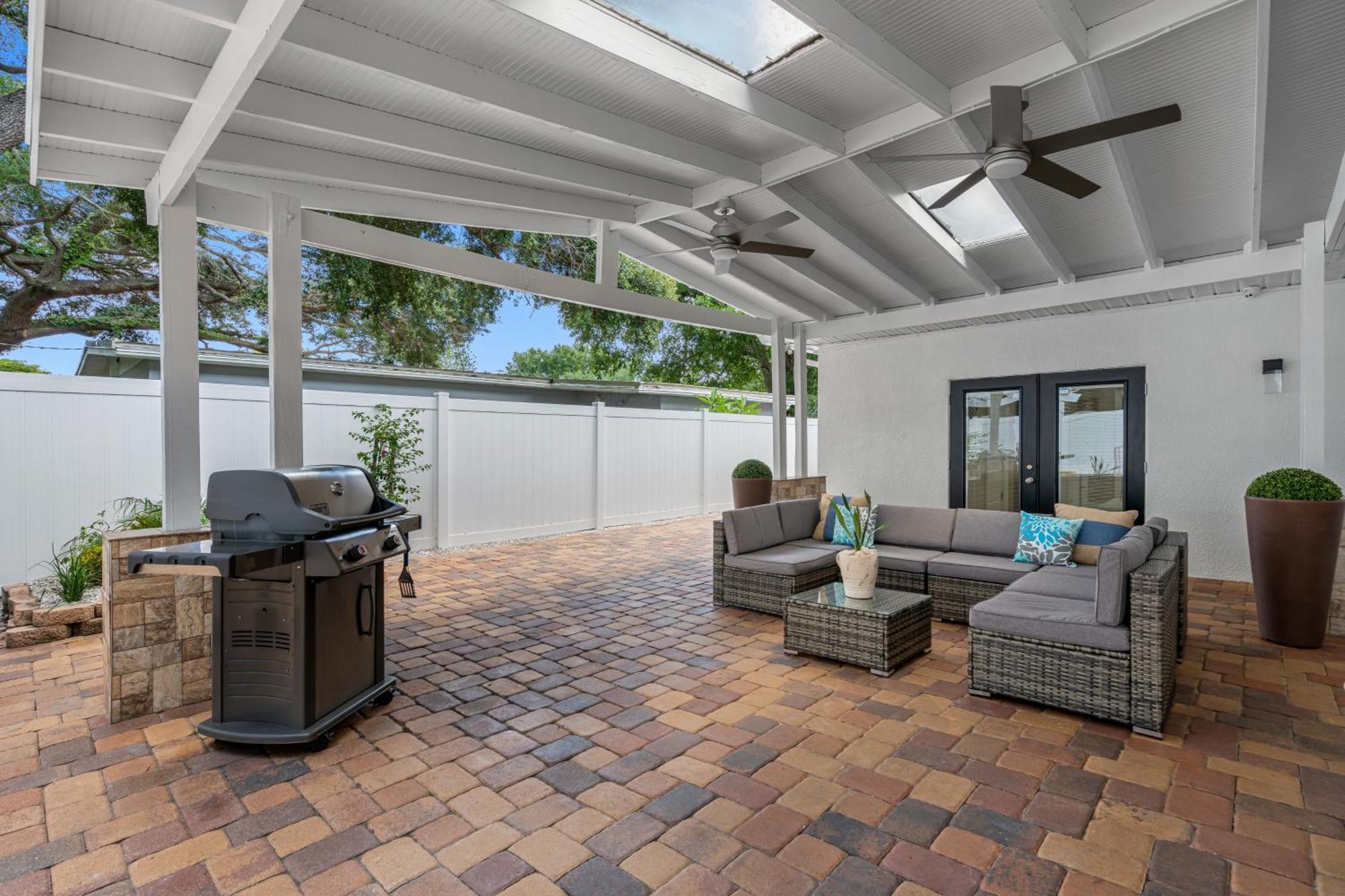Tranquil Paradise 4Br - 2 Miles To Tampa Bucs Stadium Villa Exterior photo